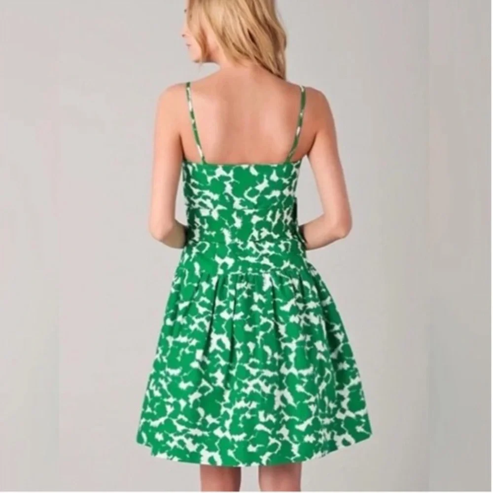 LAST CHANCE | Milly Sarah Dropped Waist Belted Dress in White & Green - Picture 3 of 10